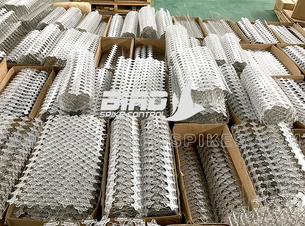 Large Quantity PC Base Bird Spikes